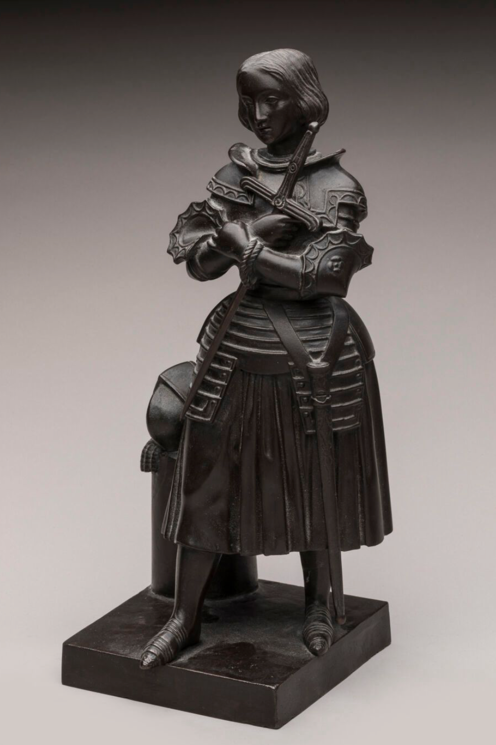 Jeanne d'Arc en prière - Bronze signé avec marque fondeur A.Virot- Marie d'Orleans