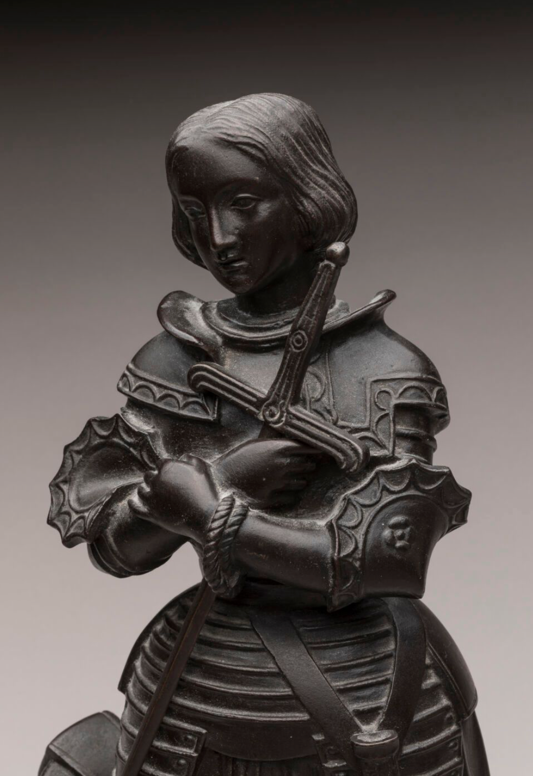 Jeanne d'Arc en prière - Bronze signé avec marque fondeur A.Virot- Marie d'Orleans
