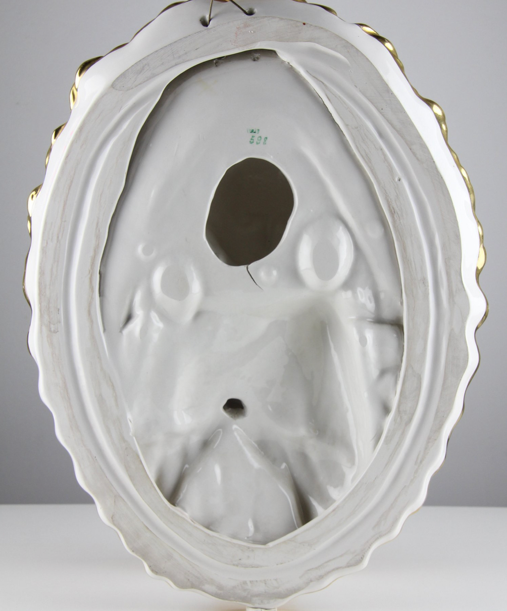 Madona Orante – Vierge murale en porcelaine