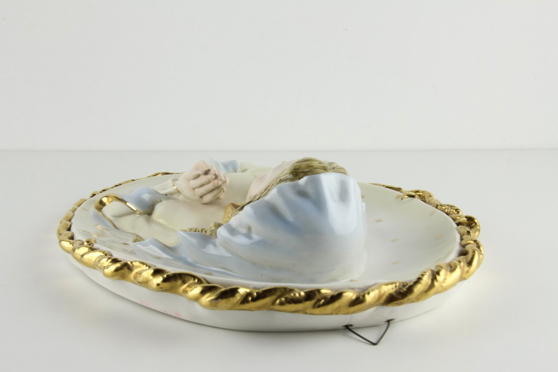 Madona Orante – Vierge murale en porcelaine