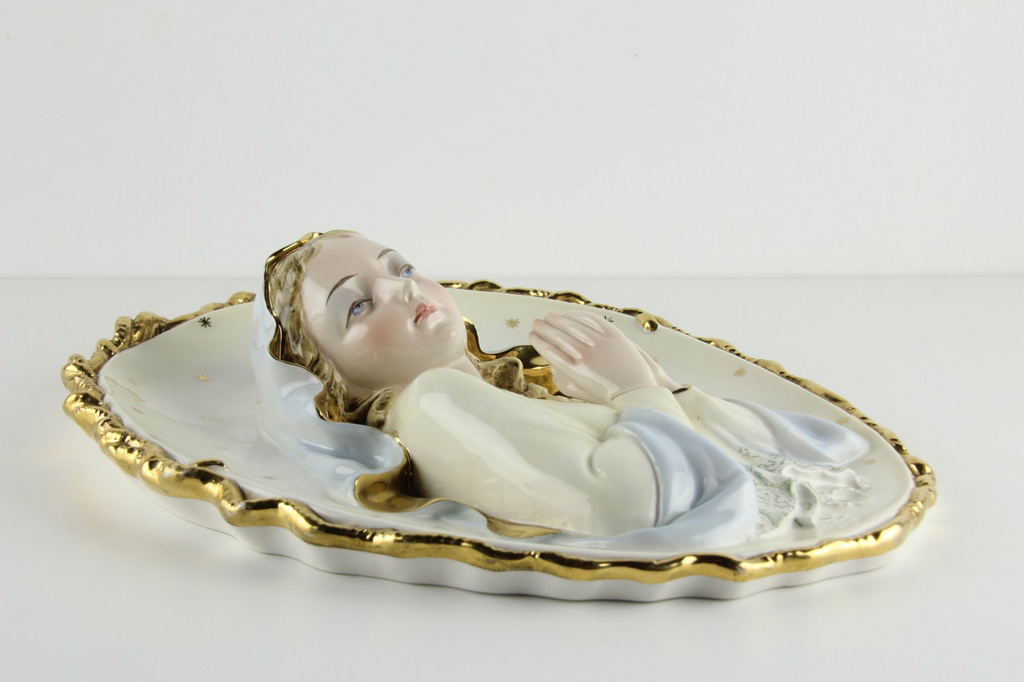 Madona Orante – Vierge murale en porcelaine